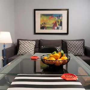 https://apt-central-terrace-modern.hotelschalkidiki.net